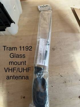 Tram 1192 Glassmount Antenna