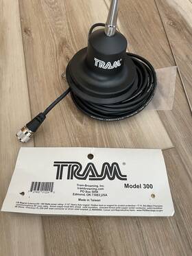Tram 727932012245 Cb Radio Antenna Mobile 300w 3.5 Inch Magnet Mount Rubber Boot Rg58a/u Pl259